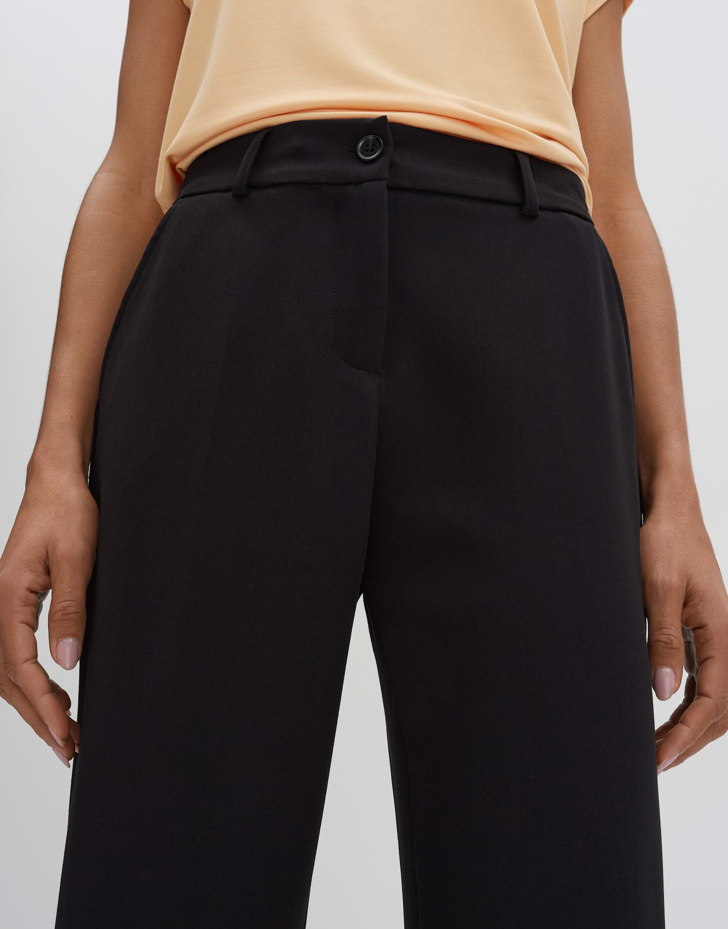 City Pants Cisilia sleek black by someday | shop your favourites
